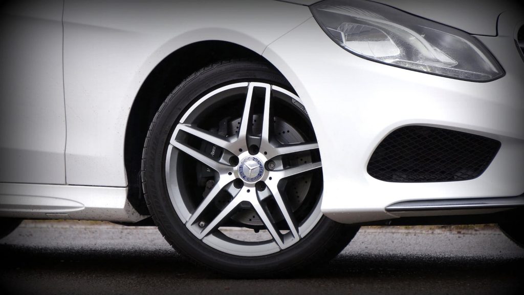 neumáticos para coches deportivos online