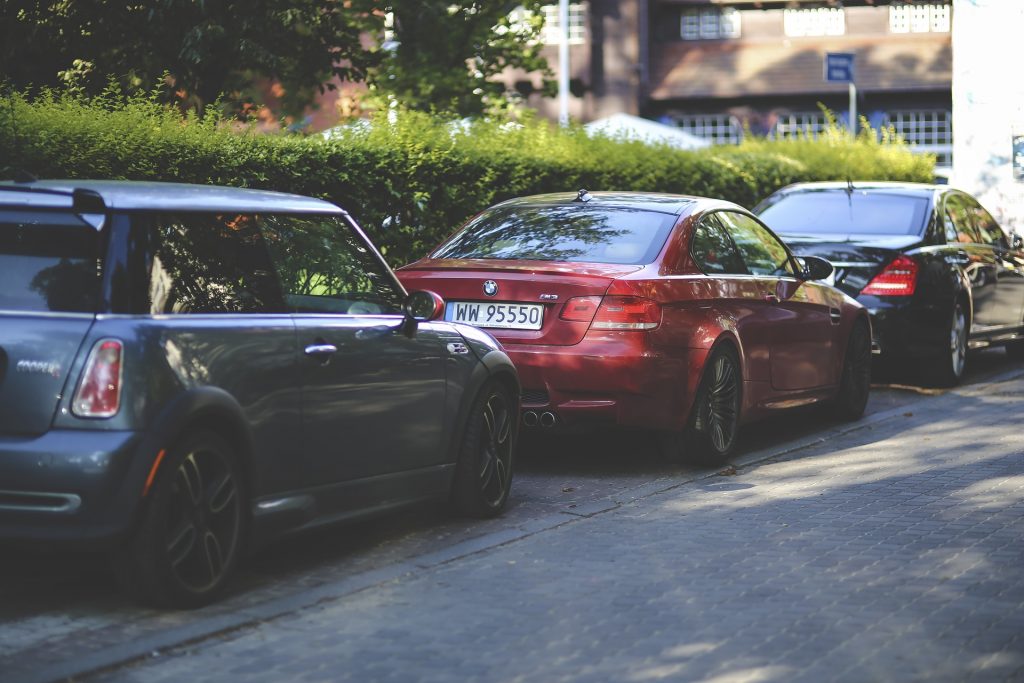 mantener coche parado
