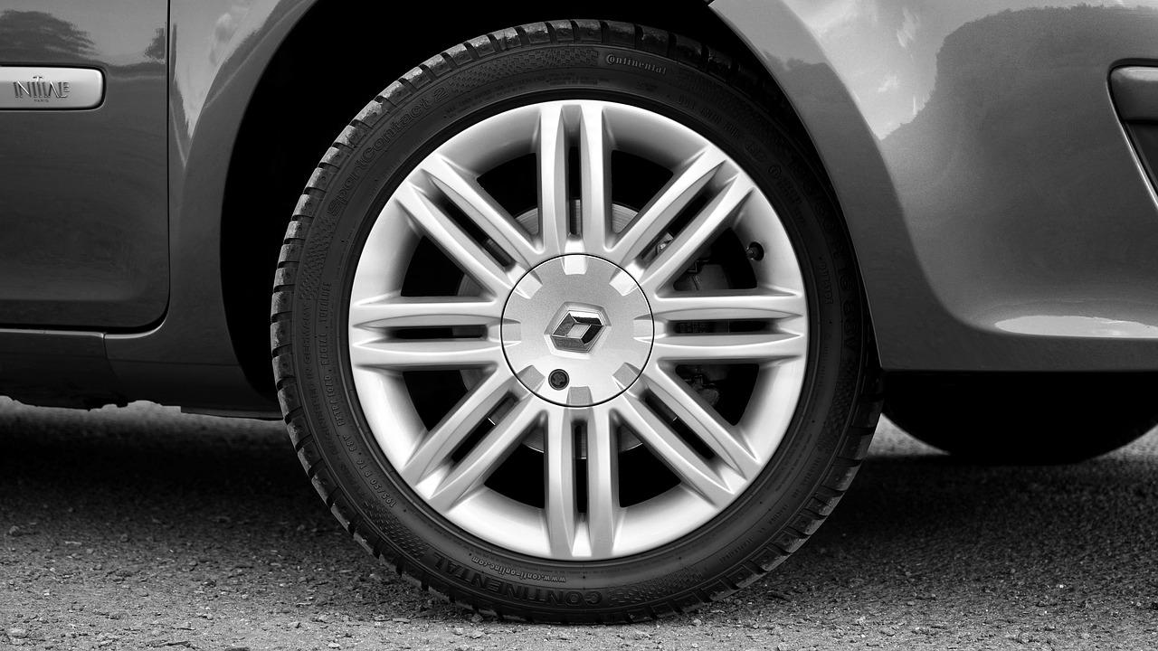 Nexen Tyres vs Continental