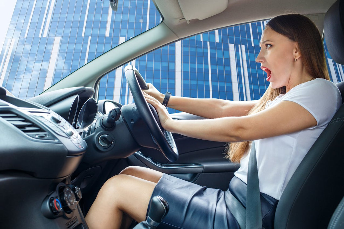 ¿Chirridos al girar el volante? Acude a tu taller Confortauto