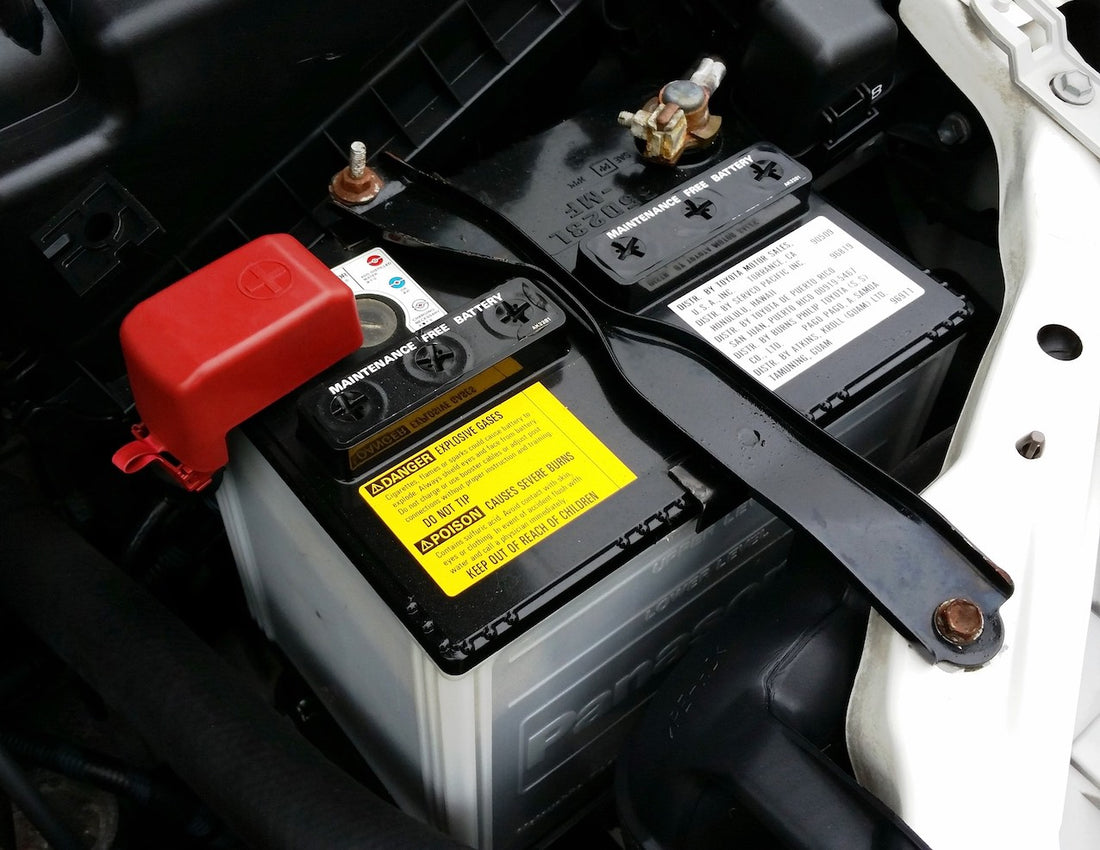 ¿Cómo arrancar un coche con pinzas? Claves a tener en cuenta