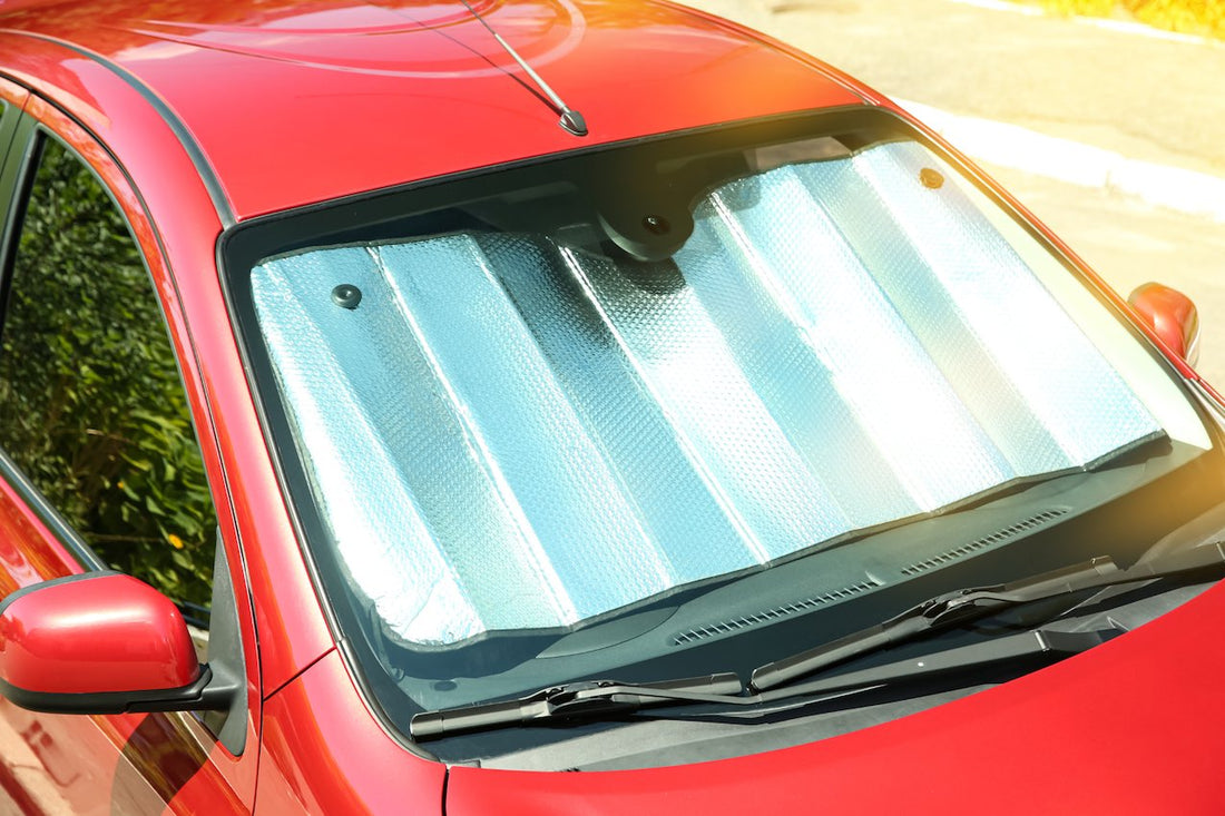 ¿Para qué sirve el parasol del coche?