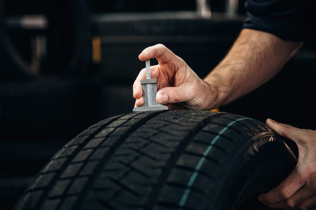 Indicadores de desgaste de neumáticos: ¿Qué te dice el dibujo de tu coche?
